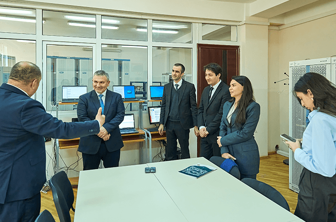 slider image slider image